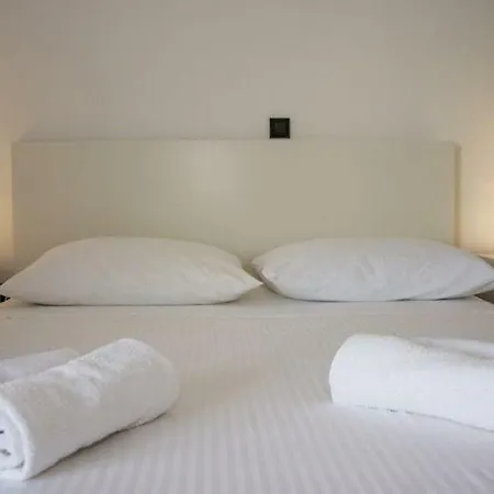 Hrvoje Apartman Pag Town